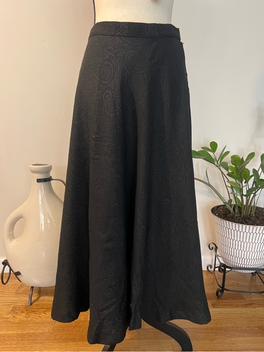 Black Paisley-Texture A-Line Midi Skirt